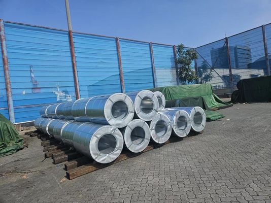 プリペイントガルバニズム鋼コイル Ral9016 Ral9003 Ral9010 建築用材料のための完全な硬さ 高硬さ