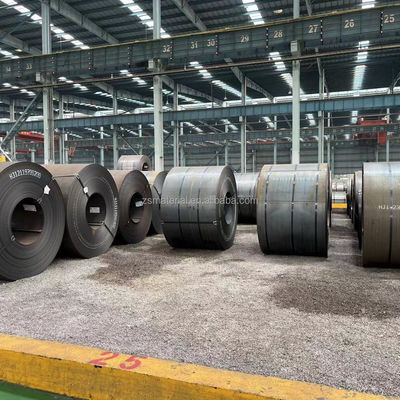 建築材料 低炭素A36 黒鉄 ASTM HRC Q195 Q235B 熱巻き炭鋼コイル 表面が鈍い 仕上げ幅1501-2000MM