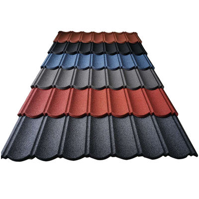 2.7kg/pcs 耐久性スペクトル色の石屋根タイル 風力のない家のためのスタイルと耐久性の完璧な組み合わせ