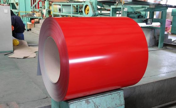 前塗装されたPPGIガルバニズドコイル 幅100-1500MMのカラーコーティング鋼コイル 容量 ±1%