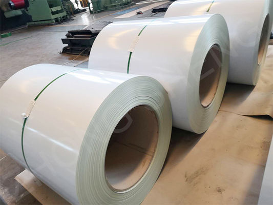 600~1500mm 幅 白 RAL9003 色 プリペイント PPGI 鉄鋼コイル パンシング加工サービス