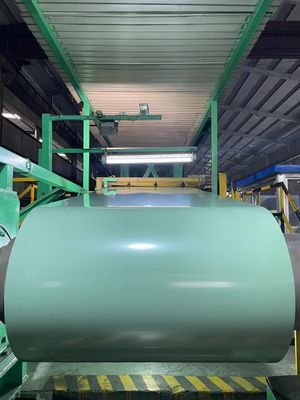 0.5mm PPGIコイル 直接供給 白色 プレペイント 鋼コイル 白板を作る RAL グリーン 許容度 ± 1%