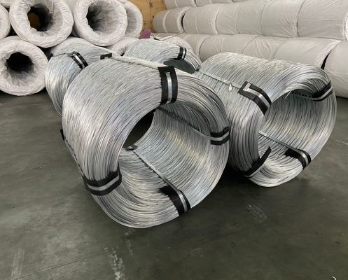 ASTM 標準 低炭素鋼線コイル 熱浸し電圧 供給グレード Q195/Q235/SAE1006/SAE1008