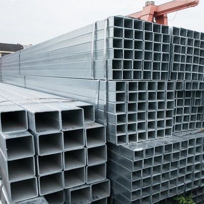 厚さ 1-12mm 異なる産業用用熱巻きASTMA106ベースのガルバン化四角管