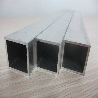 50x100mm 1.8mm 厚さ直角 Gi 保証された防水包装と許容率±1%のホールガルバン化チューブ