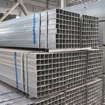 厚さ1.5~4mmの長方形の鋼管とAPI証明書