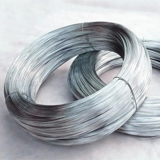 SAE1006-1008 GI 結合線 BWG 21 0.83mm 電気/熱浸し電熱鉄線 ベトナム建設用 オーダーメイド